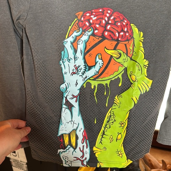 Cat & Jack Basketball Brain Zombie Long Sleeve Shirt Size Medium 8-10 - Picture 3 of 6